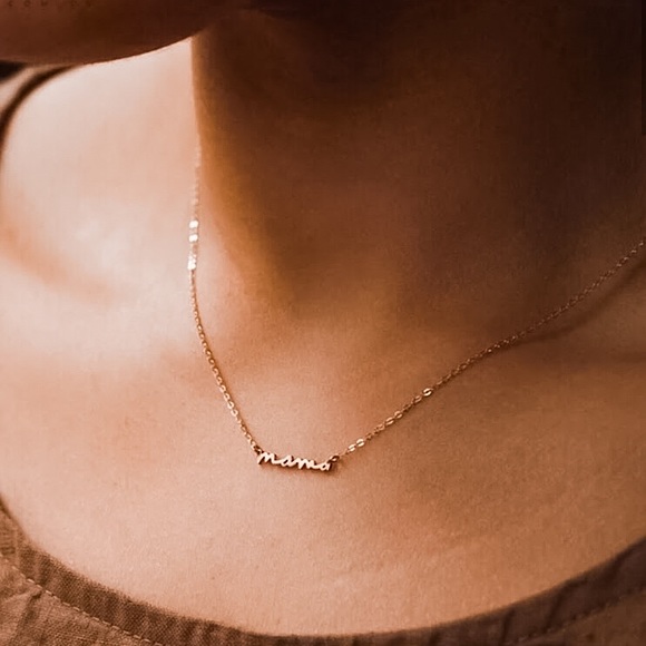 ⚜️𝟯𝟬%𝗢𝗙𝗙 𝗯𝘂𝗻𝗱𝗹𝗲𝘀 𝟯+⚜️ NEW Mama Handwriting Stainless Steel Necklace - Picture 11 of 15